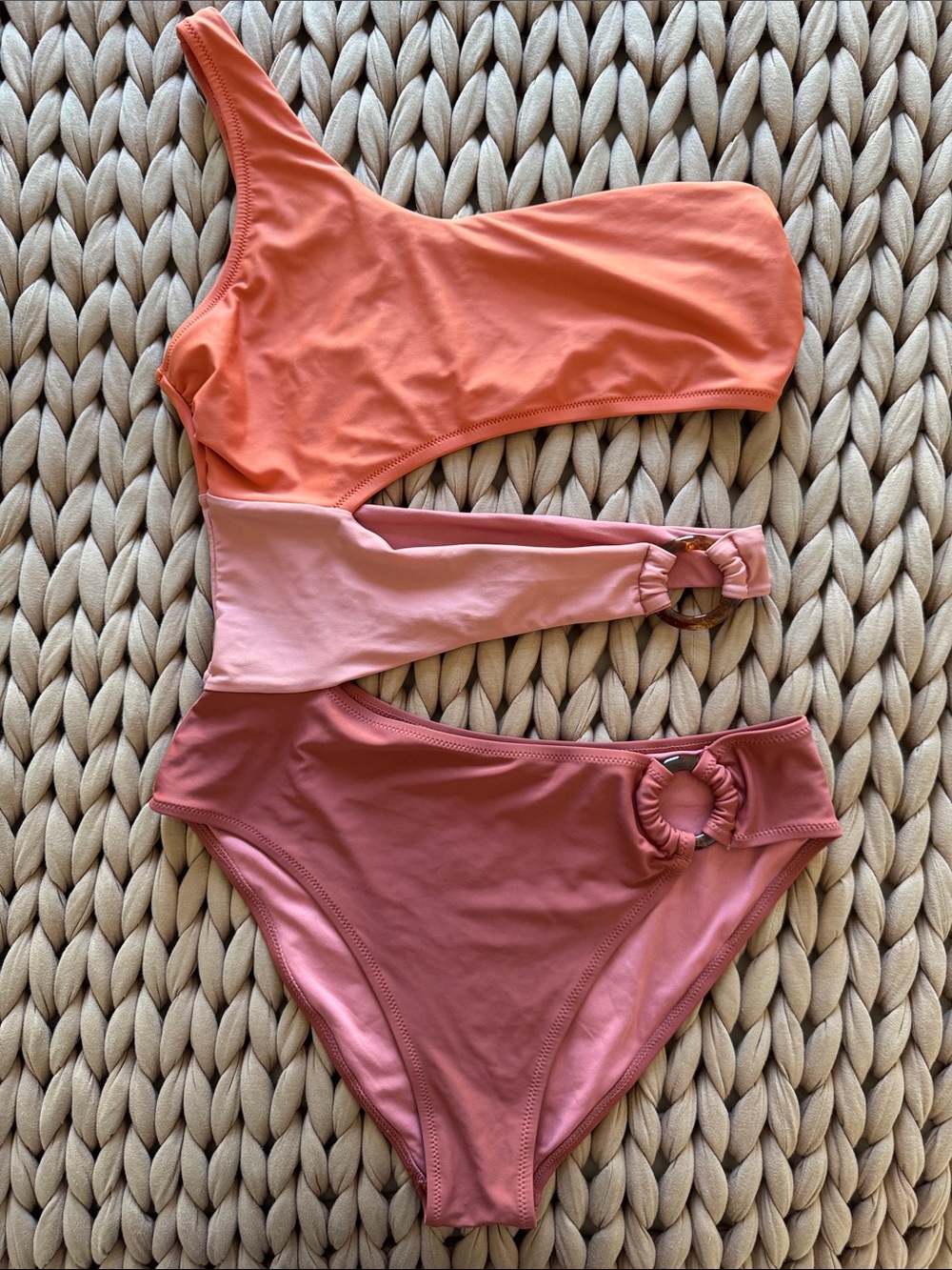 Cupshe One Shoulder Cut Out One-Piece Swimsuit in Coral, Pink, Rose - Size L